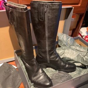 Ecco size 9 women’s black knee high boots